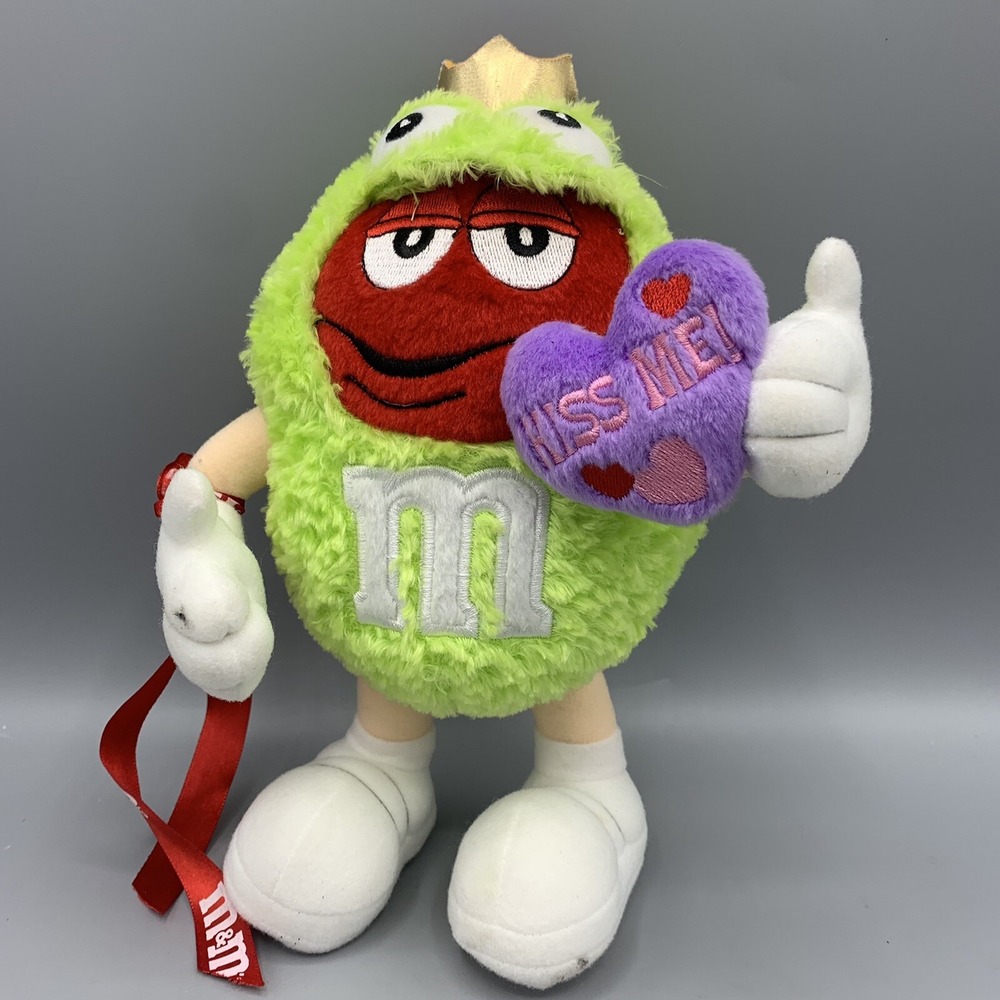 M&M Frog Prince Kiss Me Valentines Day 2004 Plush Galerie Red Character Green